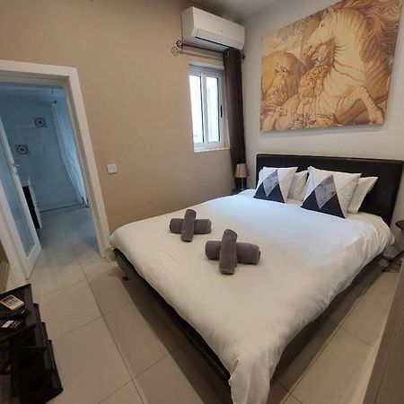 Central & Cozy - 1 Bedroom Apartment Valletta Kültér fotó